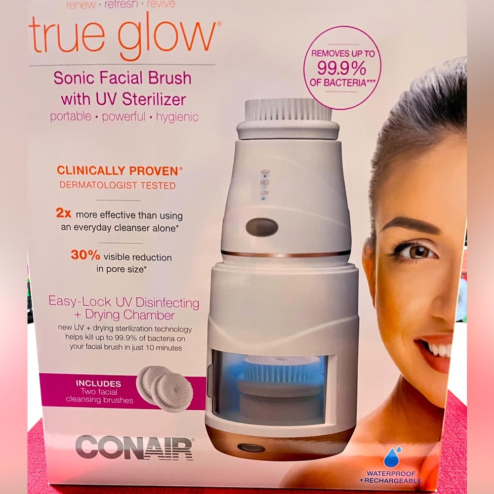 CONAIR NIB AUTHENTIC TRUE GLOW SONIC FACIAL BRUSH WITH UV STERILIZER